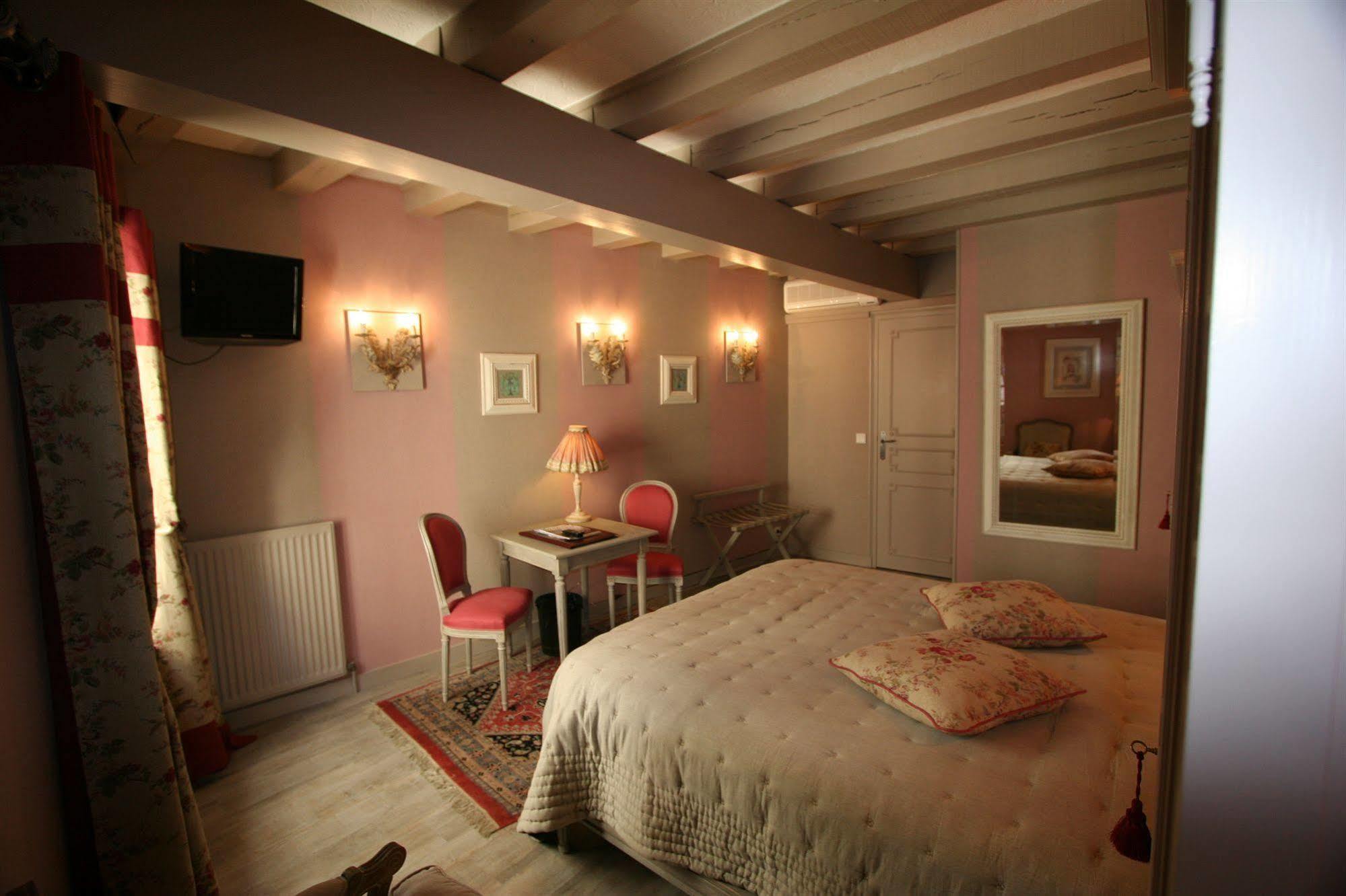 Hotel Saint Pierre Boutique-Hotel Saumur Esterno foto